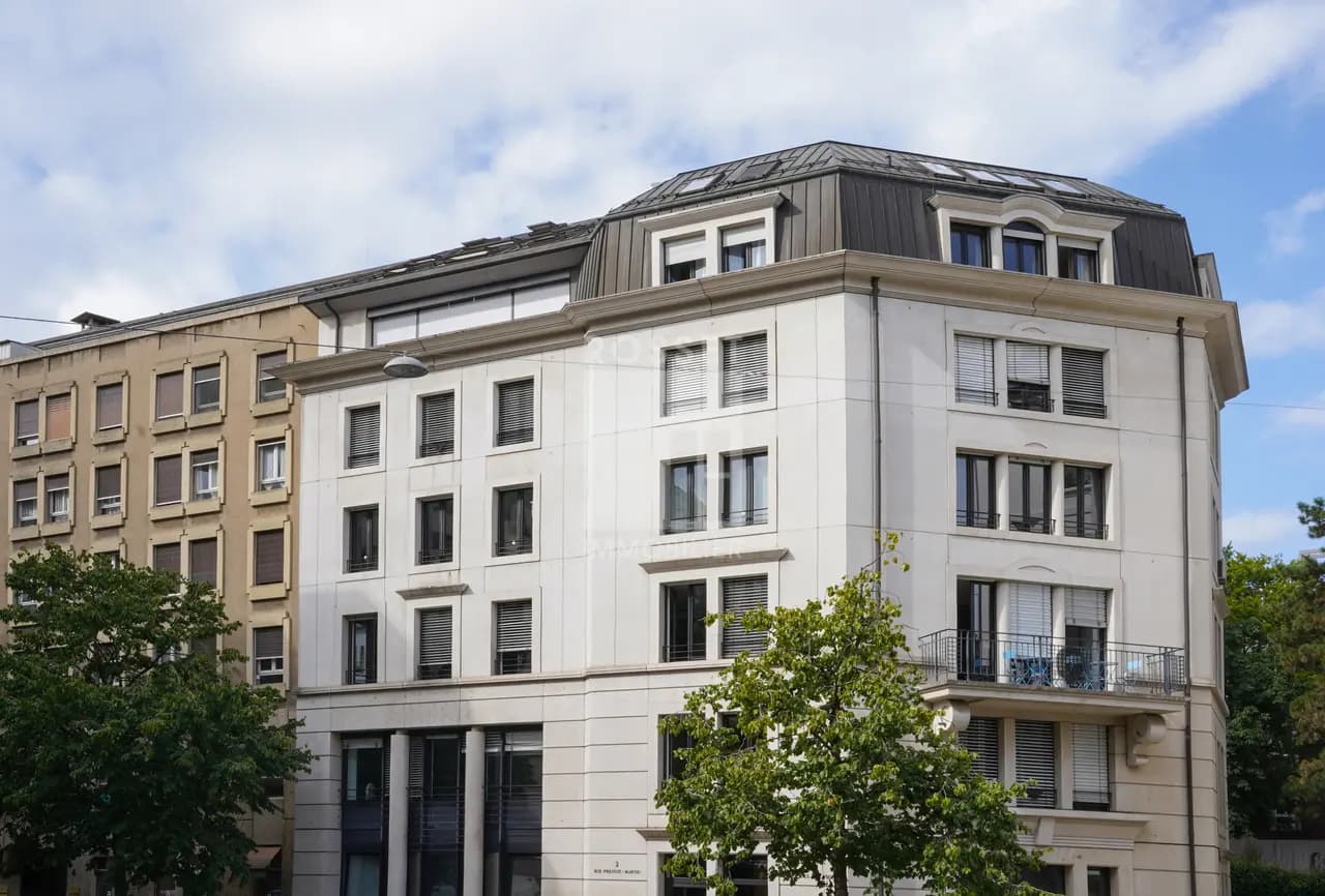Genève, Genève centre, Place des Philosophes 18 - Image 1