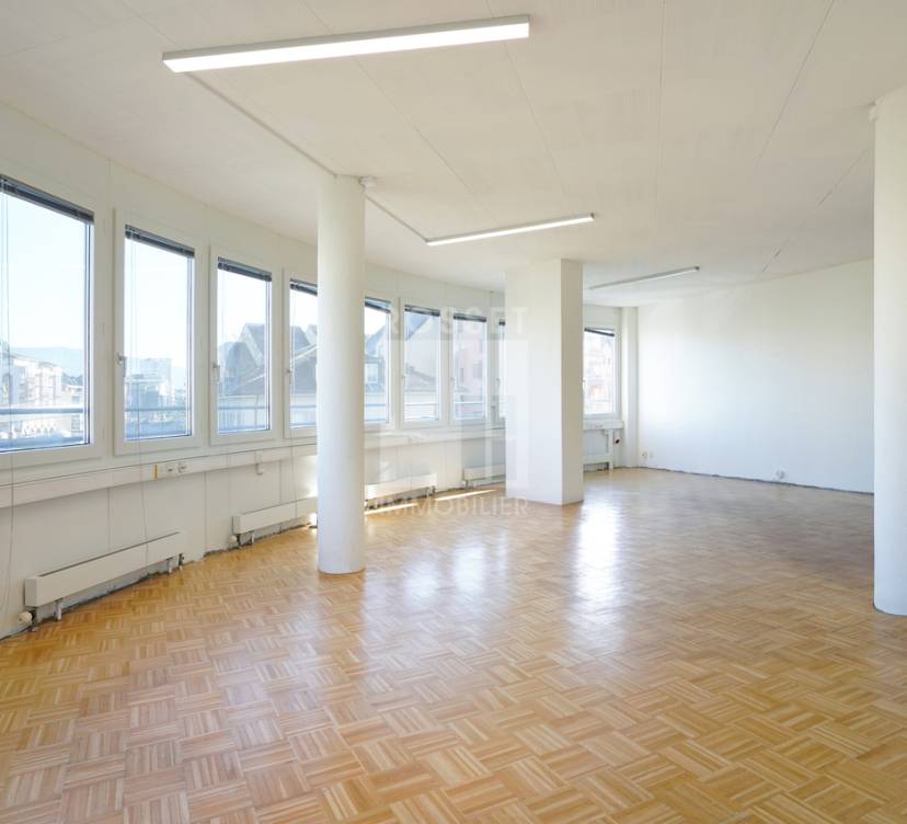 Bureaux d\'env. 58 m² au 2ème étageOffices of approx. 58 m² on 2nd floor