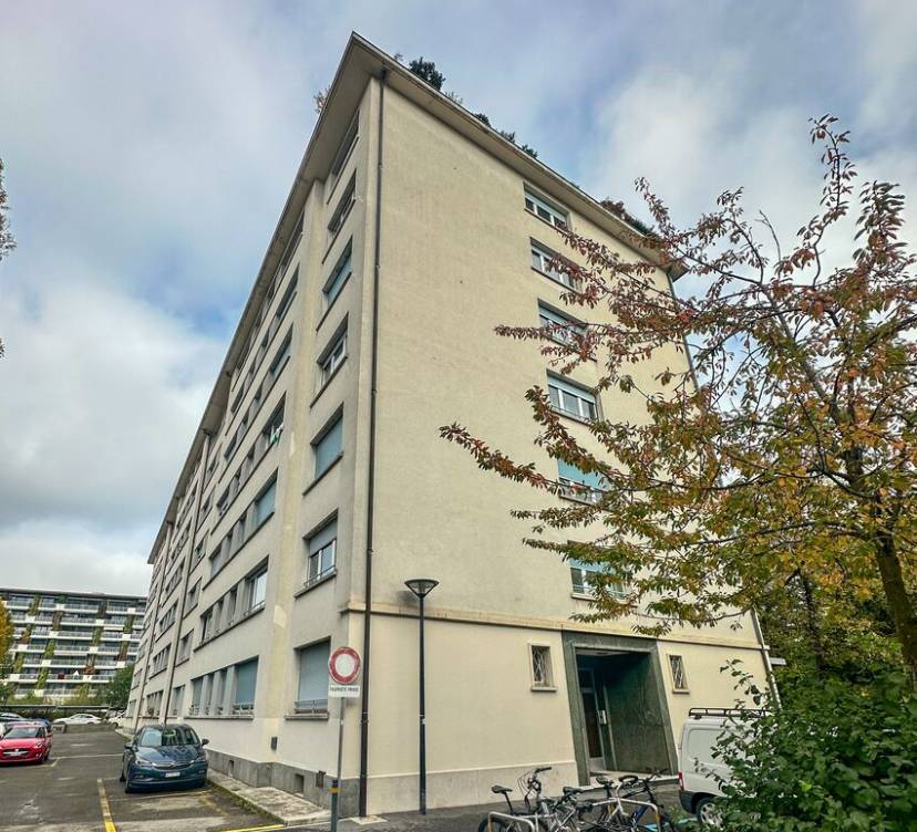 Appartement de 2 pièces au rez aux Charmilles